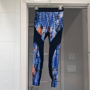 Koral leggings with mesh panel size small